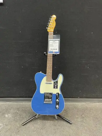 Fender - 011-8250-802